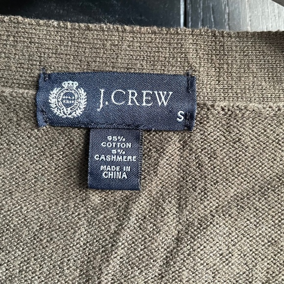 Olive J. Crew Cardigan - Picture 3 of 5
